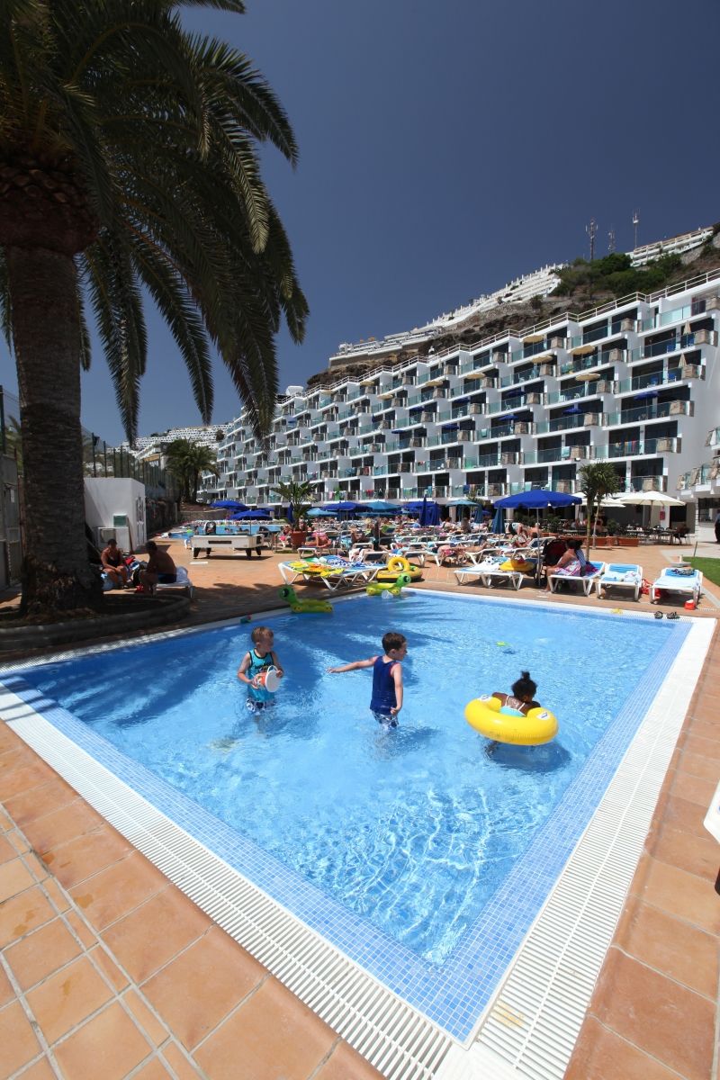 Grupotel Revoli プエルトリコ エクステリア 写真